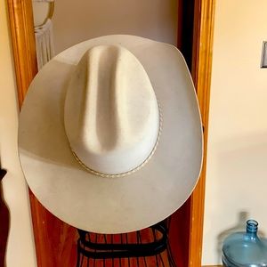 Mens tan felt cowboy hat worn once